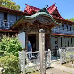 蛇の鼻御殿