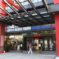 新光三越A8