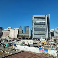 新横浜駅前西広場