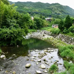 嘉瀬川