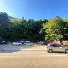 こおろぎ橋広場
