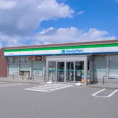 ファミリーマート 金沢金石東店