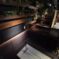 相席ラウンジ「THE SINGLE」新宿靖国通り店