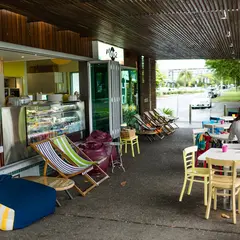 Mooz Gelato & Juice Bar