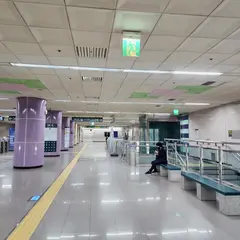 Dongbaek