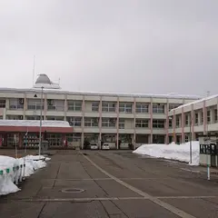 塩沢小学校