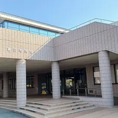 基山町民会館