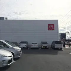 ユニクロ 厚木インター店