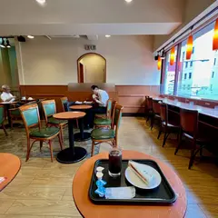 カフェ・ベローチェ 神田駅北口店