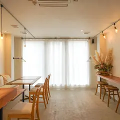 カフェと屋上BBQ Pier's CAFE&ROOFTOP （かふぇとおくじょうばーべきゅー ぴあーず かふぇあんどるーふとっぷ ）