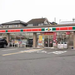 ファミリーマート １６号入間小谷田店