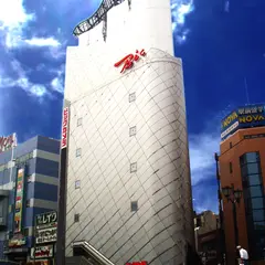 ビックカメラ横浜西口店