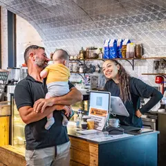 Nuriyah Cafe & Dessert Bar