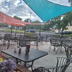 Cinnamon Cafe