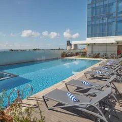 BELMONT HOTEL MACTAN