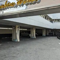 HOTEL D