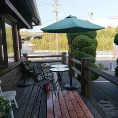 LOG CAFE It's