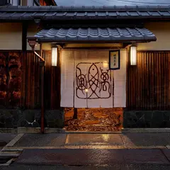 萬亀樓