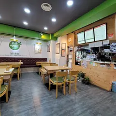 본죽 신사점
