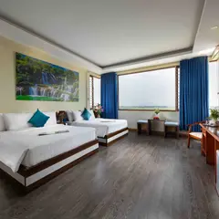 Royal Airport Hotel