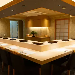 神楽坂 鮨 栞庵