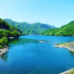 九頭竜湖