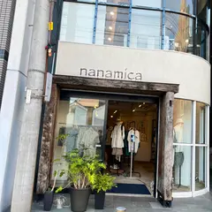 Nanamica store