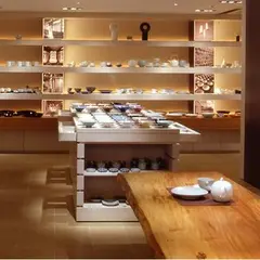 HAKUSAN SHOP 白山陶器 東京ショールーム