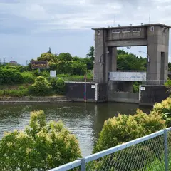 江戸川水閘門（江戸川水門・江戸川閘門）