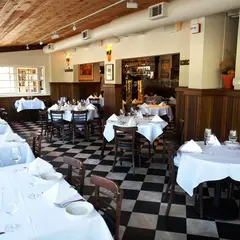 Mustards Grill