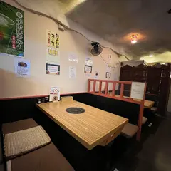 羊羊火鍋（ヤンヤンヒナベ）