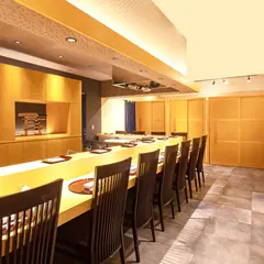 天冨良 麻布よこ田 銀座別邸