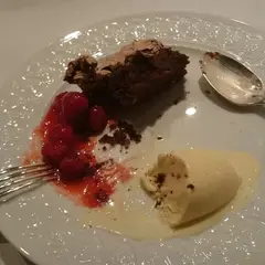 レストランカーエム