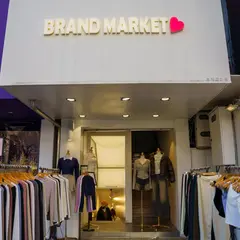 Brand Market 弘大店