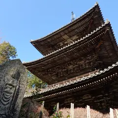 常楽寺三重塔