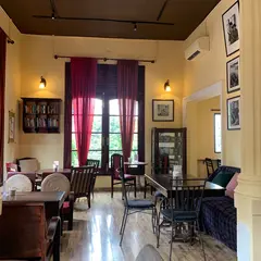 Little HaNoi Egg Coffee (Ky Con)