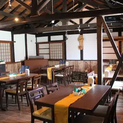 KURA. Restaurant＆Café
