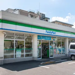 ファミリーマート 小菅四丁目店