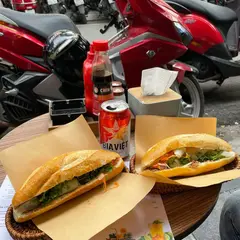 Banh Mi Mama
