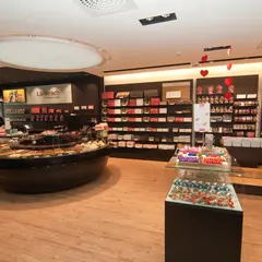 Läderach Chocolate Store