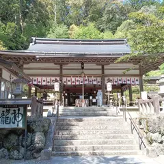 丹生川上神社 本殿