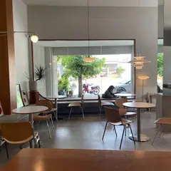 カフェ レイヤー