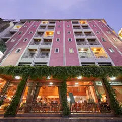 KC PLACE HOTEL PRATUNAM