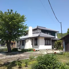 鳥居本本陣寺村家跡