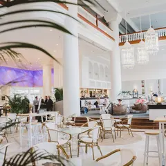 Coco's Kitchen + Bar