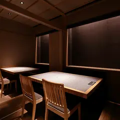 石田 ハービスPLAZA店