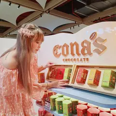 Cona's妮娜巧克力誠品生活新店門市B1F-薄片夾心