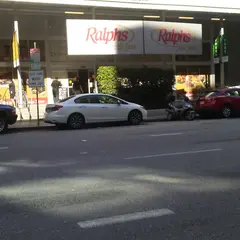 ラルフズ