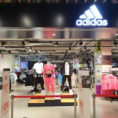 adidas Outlet Store IMM