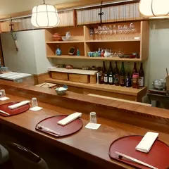 福の川いしだ 第一日曜日と月曜日は定休日